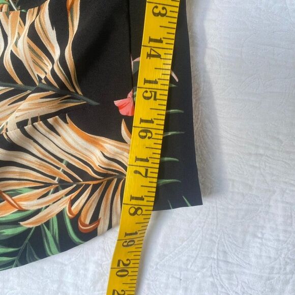 SHEIN Curve Tropical Hawaiian Print Black High Waist Lightweight Shorts -Sz 2XL - Picture 5 of 8